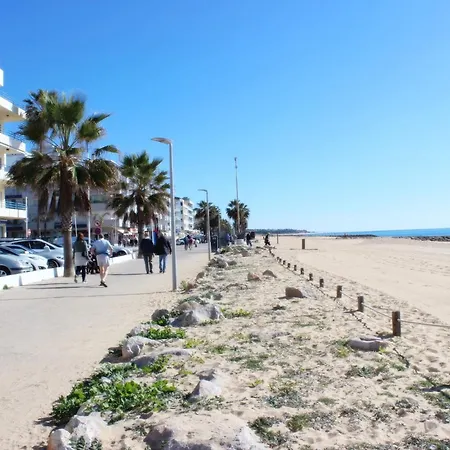 Mar - Front Apartmán *