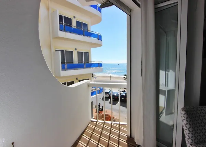 Mar - Front Apartment